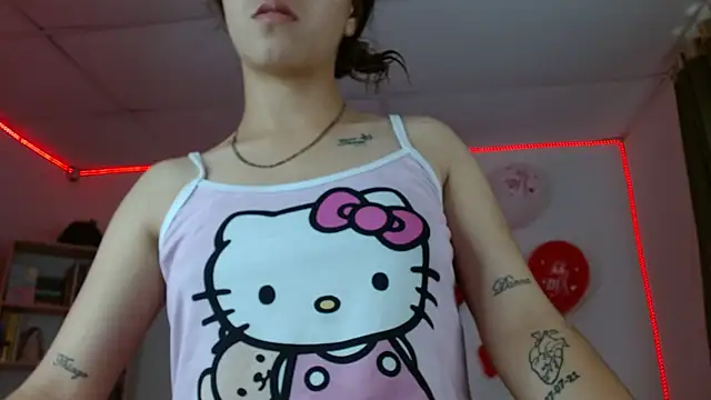 Snapshot of Lucy_y_Jacob chatting on September 21, 2025, 3:57 pm Lucy y Jacob online show from September 21, 2025, 3:57 pm