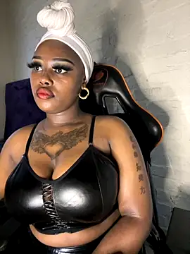 QUEEN NOBUHLE 777 online show from September 27, 2025, 10:31 am