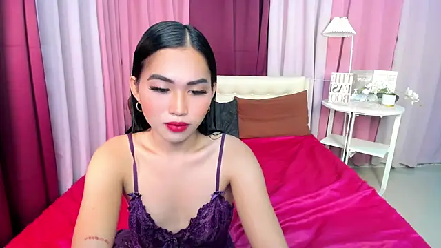 Snapshot of Chantalriches chatting on October 24, 2025, 6:04 pm Chantalriches online show from October 24, 2025, 6:04 pm