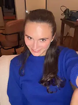 SophiiaStarr online show from September 27, 2025, 7:52 pm