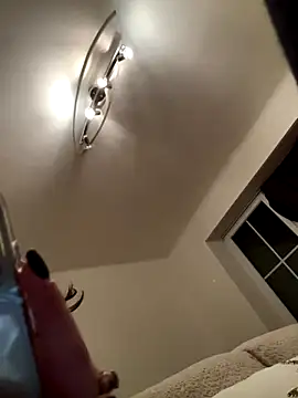 SophiiaStarr online show from December 17, 2025, 7:20 pm