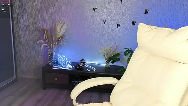 NikkiiStill online show from March 6, 2026, 3:14 am