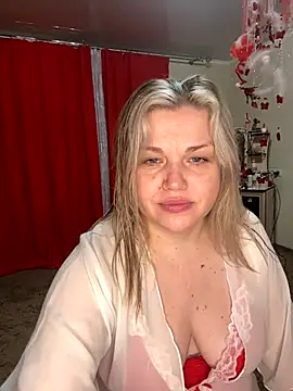 Nayvessa online show from November 9, 2025, 6:28 pm