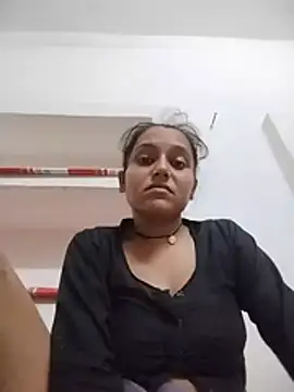 Snapshot of Sonam_shinde chatting on July 16, 2026, 5:52 pm Sonam shinde online show from July 16, 2026, 5:52 pm