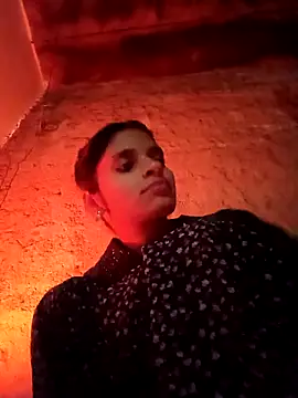 Snapshot of Punam_jindal chatting on February 4, 2026, 12:44 pm Punam jindal online show from February 4, 2026, 12:44 pm