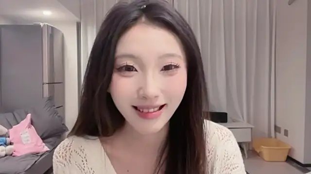 Snapshot of ZhaoZhao-ZM chatting on September 30, 2025, 12:43 pm ZhaoZhao-ZM online show from September 30, 2025, 12:43 pm