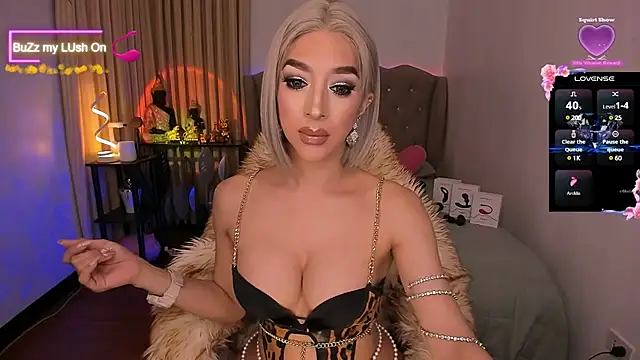 Dream Goddess online show from December 13, 2024, 9:02 am