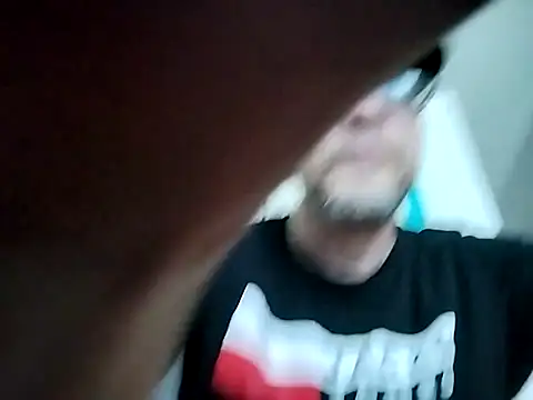 porkypproni online show from September 18, 2025, 1:02 pm