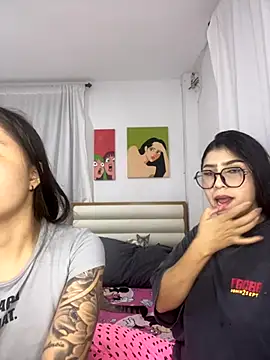 Sweet and Rous0 online show from September 19, 2025, 2:57 am