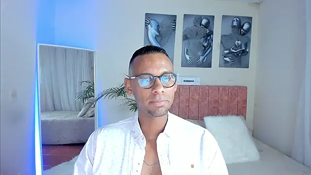 Snapshot of KingEdward_ chatting on September 26, 2025, 10:19 am KingEdward  online show from September 26, 2025, 10:19 am