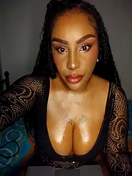 Queen Amara online show from May 10, 2026, 3:44 am