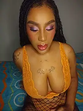 Queen Amara online show from May 20, 2026, 3:56 am