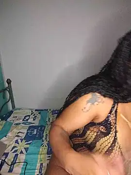 Queen Amara online show from May 21, 2026, 3:57 am