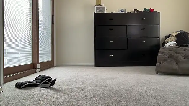 NurseStephania online show from December 14, 2025, 8:13 pm