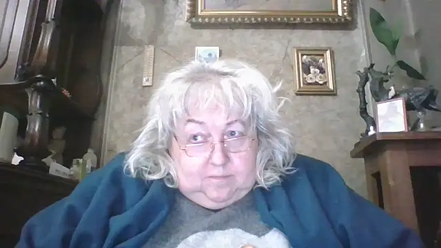 Lala-Love56 online show from October 31, 2025, 6:31 pm