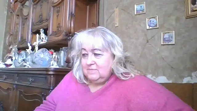 Snapshot of Lala-Love56 chatting on May 5, 2026, 12:46 pm Lala-Love56 online show from May 5, 2026, 12:46 pm