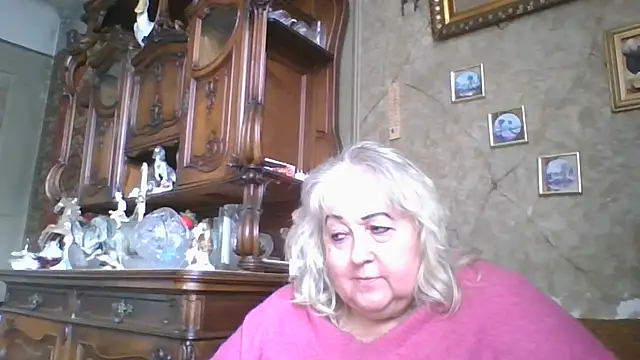 Snapshot of Lala-Love56 chatting on May 13, 2026, 10:56 am Lala-Love56 online show from May 13, 2026, 10:56 am