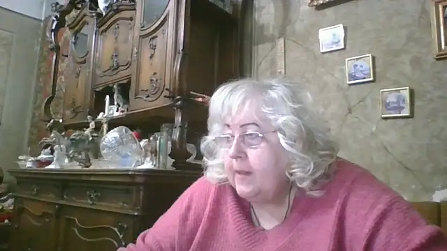 Snapshot of Lala-Love56 chatting on May 18, 2026, 8:36 pm Lala-Love56 online show from May 18, 2026, 8:36 pm