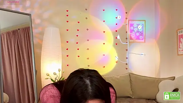 Snapshot of OliviaKis_ chatting on March 10, 2026, 7:24 am OliviaKis online show from March 10, 2026, 7:24 am