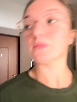 Snapshot of Bellatrisssaa chatting on September 18, 2025, 8:38 am Bellatrisssaa online show from September 18, 2025, 8:38 am