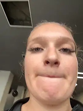 Snapshot of Bellatrisssaa chatting on September 29, 2025, 11:26 am Bellatrisssaa online show from September 29, 2025, 11:26 am