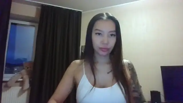 Snapshot of Vashniya chatting on November 10, 2025, 2:27 pm Vashniya online show from November 10, 2025, 2:27 pm
