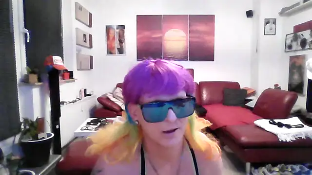 hellgirl1980 online show from September 24, 2025, 11:08 pm