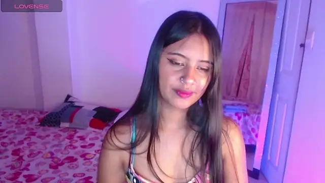 NiaFoxx online show from September 29, 2025, 11:31 pm