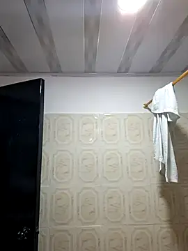 Snapshot of yeffito1 chatting on September 17, 2025, 3:57 pm yeffito1 online show from September 17, 2025, 3:57 pm