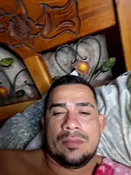 Snapshot of yeffito1 chatting on September 20, 2025, 4:02 am yeffito1 online show from September 20, 2025, 4:02 am