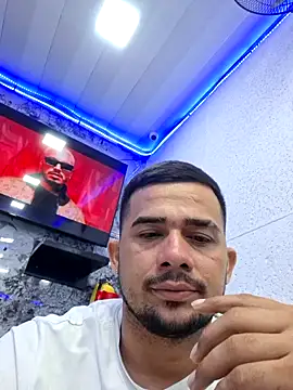 Snapshot of yeffito1 chatting on September 22, 2025, 11:29 pm yeffito1 online show from September 22, 2025, 11:29 pm