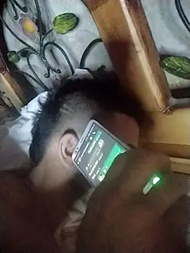 Snapshot of yeffito1 chatting on October 9, 2025, 11:58 pm yeffito1 online show from October 9, 2025, 11:58 pm