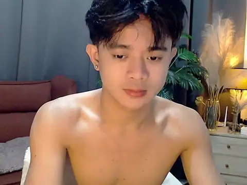 Snapshot of NautyBoyBrazeen_143 chatting on April 23, 2026, 9:06 pm NautyBoyBrazeen 143 online show from April 23, 2026, 9:06 pm