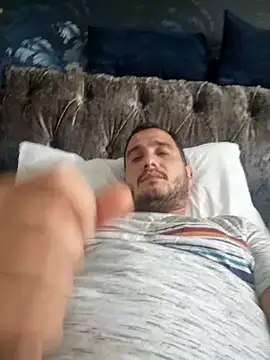 Darkhayrboy online show from November 4, 2025, 3:33 pm