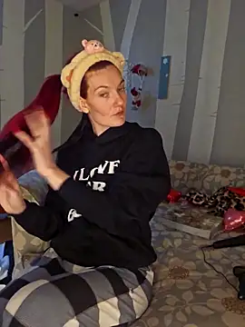 Snapshot of Blossom94 chatting on March 14, 2026, 7:30 pm Blossom94 online show from March 14, 2026, 7:30 pm