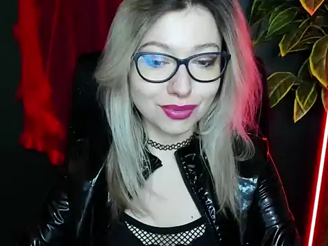 loveHeidi online show from February 18, 2026, 5:36 am