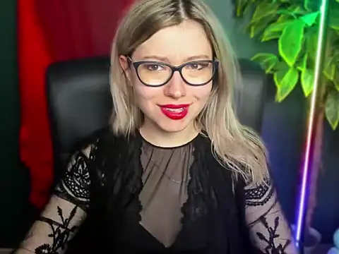 loveHeidi online show from March 30, 2026, 8:15 am