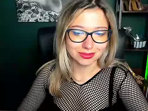 loveHeidi online show from August 3, 2026, 9:04 am