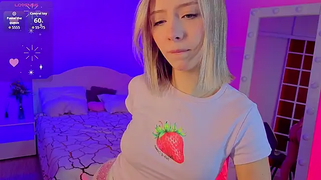 LumMina online show from March 26, 2026, 10:32 am