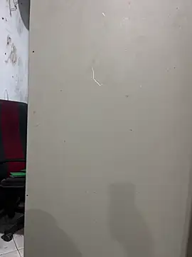 Snapshot of Kari_Sl chatting on October 22, 2025, 6:51 pm Kari Sl online show from October 22, 2025, 6:51 pm