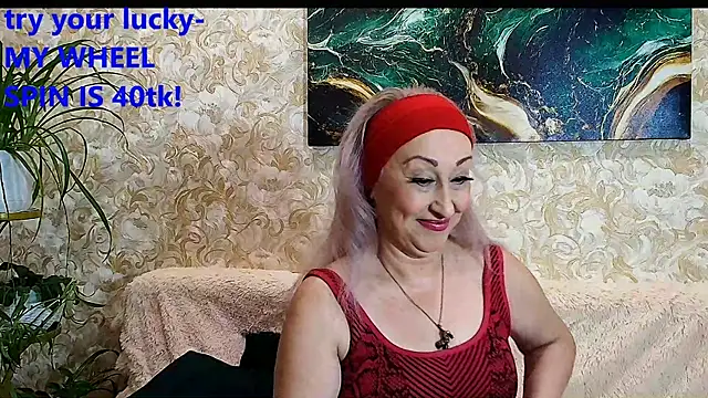  Sara  Smith  online show from December 3, 2025, 7:16 am