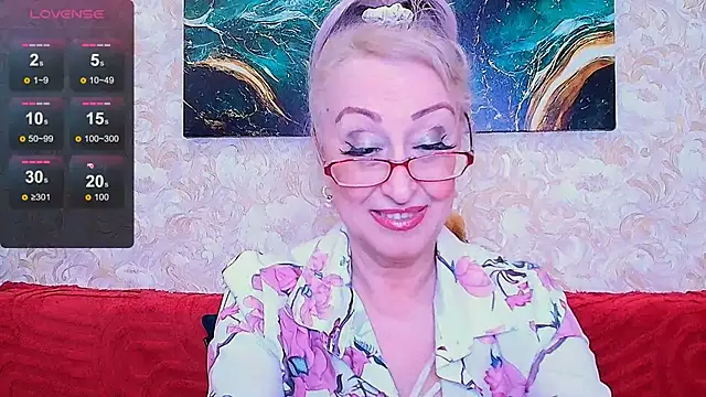 Sara  Smith  online show from June 1, 2026, 9:22 am