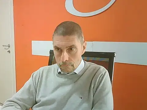 max79ve31 online show from November 10, 2025, 12:26 pm