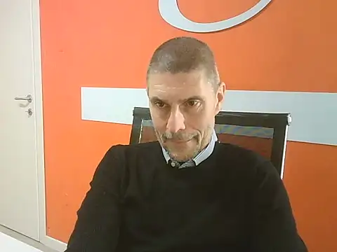 max79ve31 online show from December 4, 2025, 2:04 pm