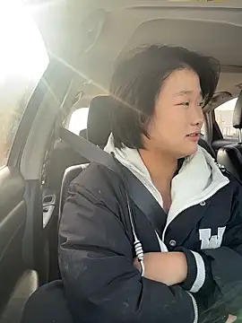 Snapshot of Fengbaby-555 chatting on November 28, 2025, 2:36 am Fengbaby-555 online show from November 28, 2025, 2:36 am