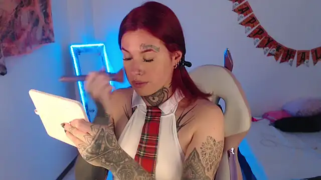 Snapshot of Maddy_Vicius19 chatting on October 26, 2025, 9:10 pm Maddy Vicius19 online show from October 26, 2025, 9:10 pm