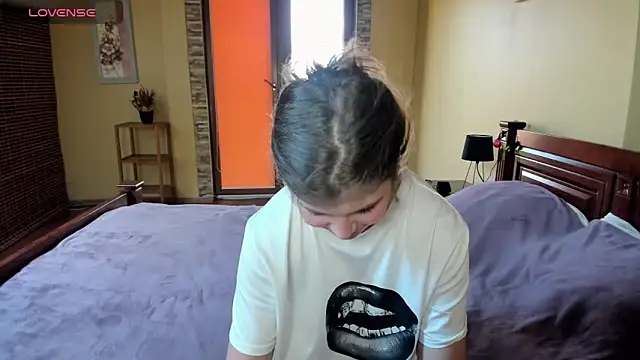 Snapshot of Lilly_Jess chatting on September 15, 2025, 12:16 pm Lilly Jess online show from September 15, 2025, 12:16 pm