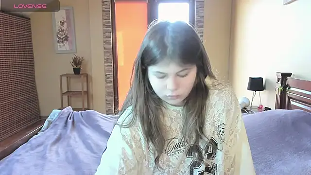 Snapshot of Lilly_Jess chatting on October 19, 2025, 7:53 am Lilly Jess online show from October 19, 2025, 7:53 am