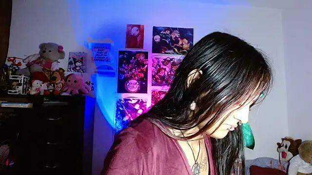 Snapshot of carolinerue chatting on October 14, 2025, 5:52 am carolinerue online show from October 14, 2025, 5:52 am