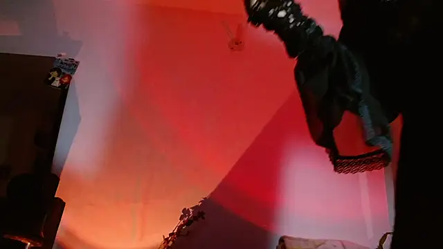 Snapshot of carolinerue chatting on October 23, 2025, 9:19 am carolinerue online show from October 23, 2025, 9:19 am